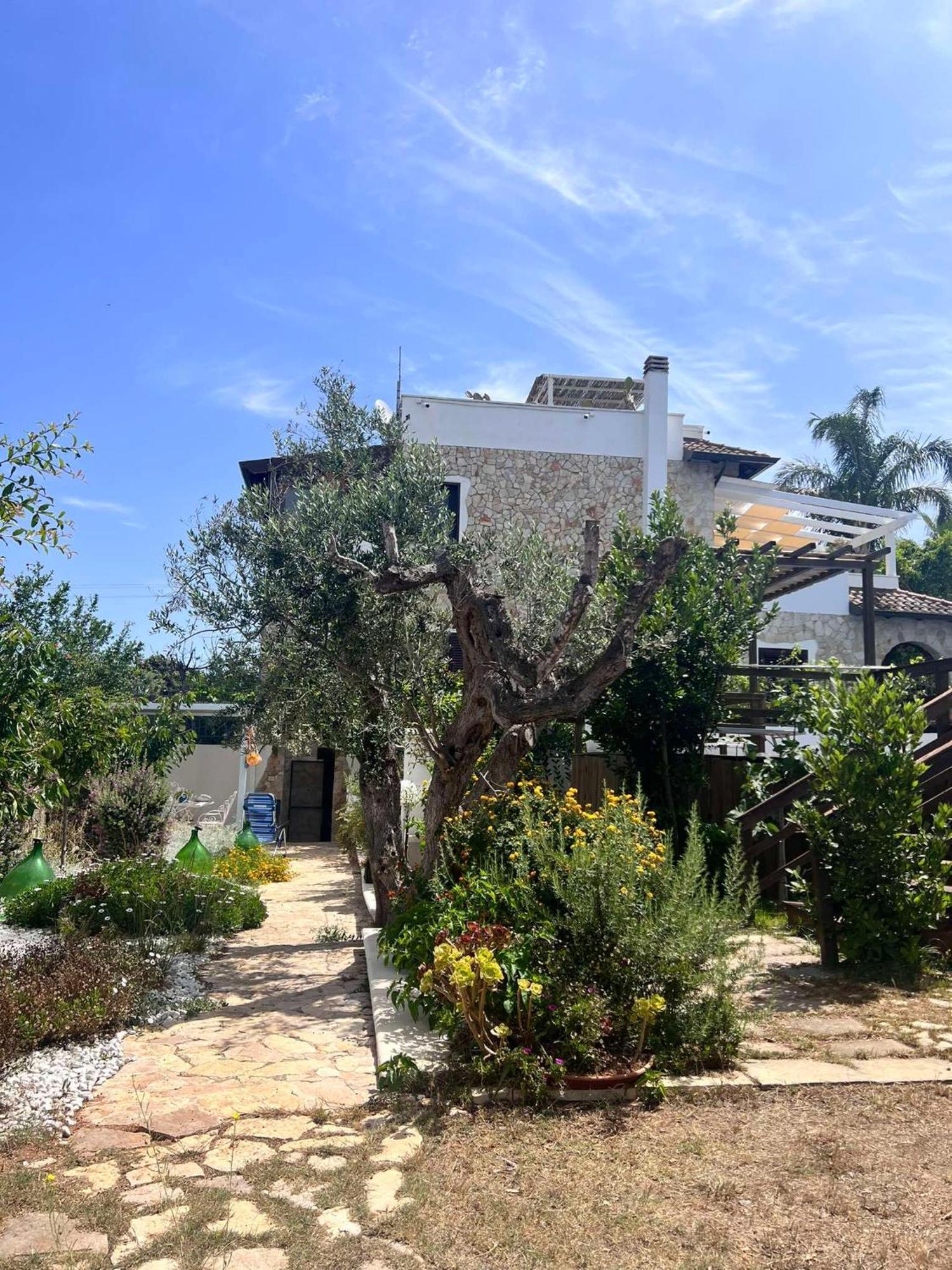 Villa Casa Vacanze Fiore Gallipoli Buitenkant foto